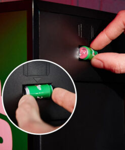 Alternative view of Official Quarter Arcades 7UP 5 Port USB Hub / Charging Hub